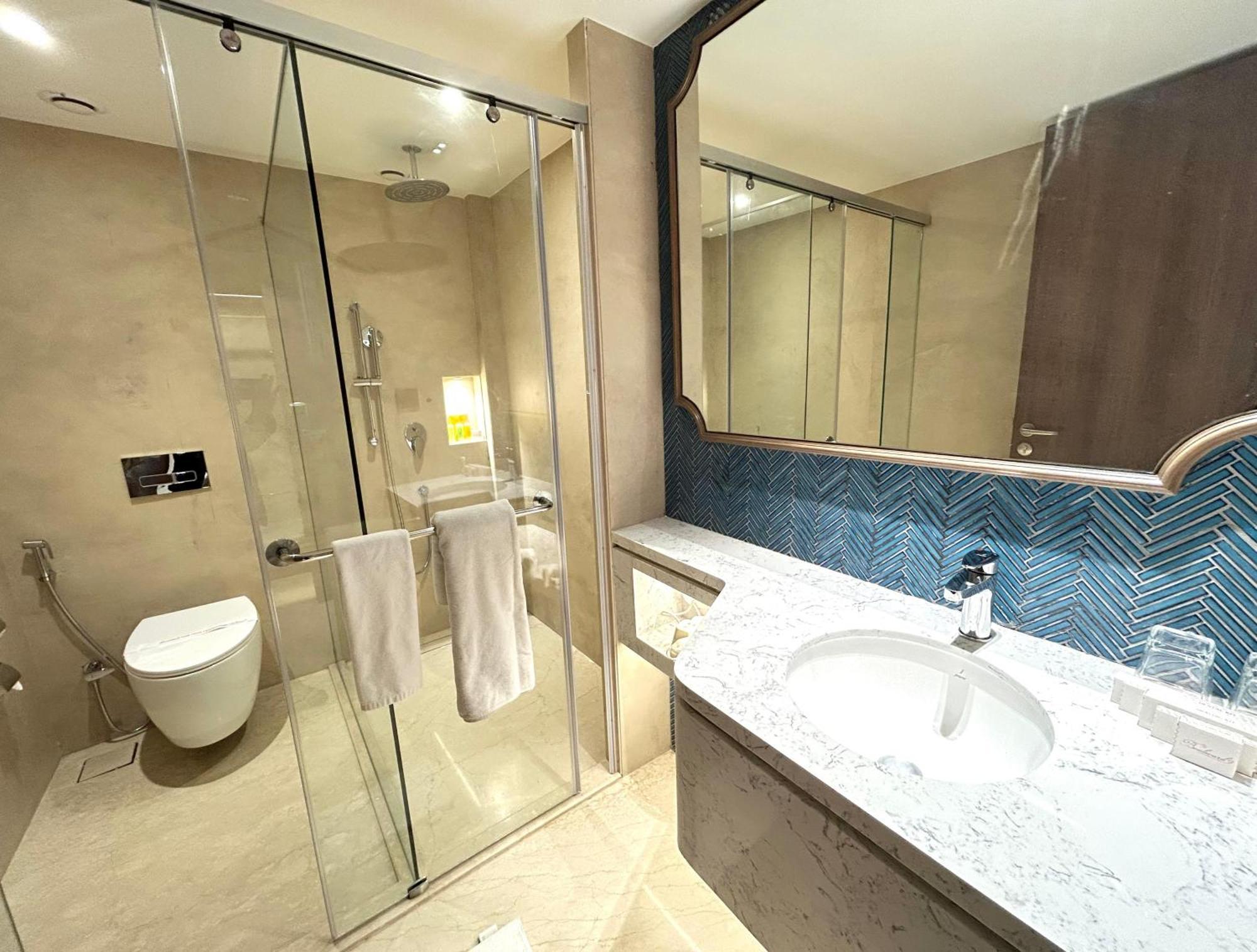 Boulevard 9 Luxury Resort&Spa Nadiād Extérieur photo